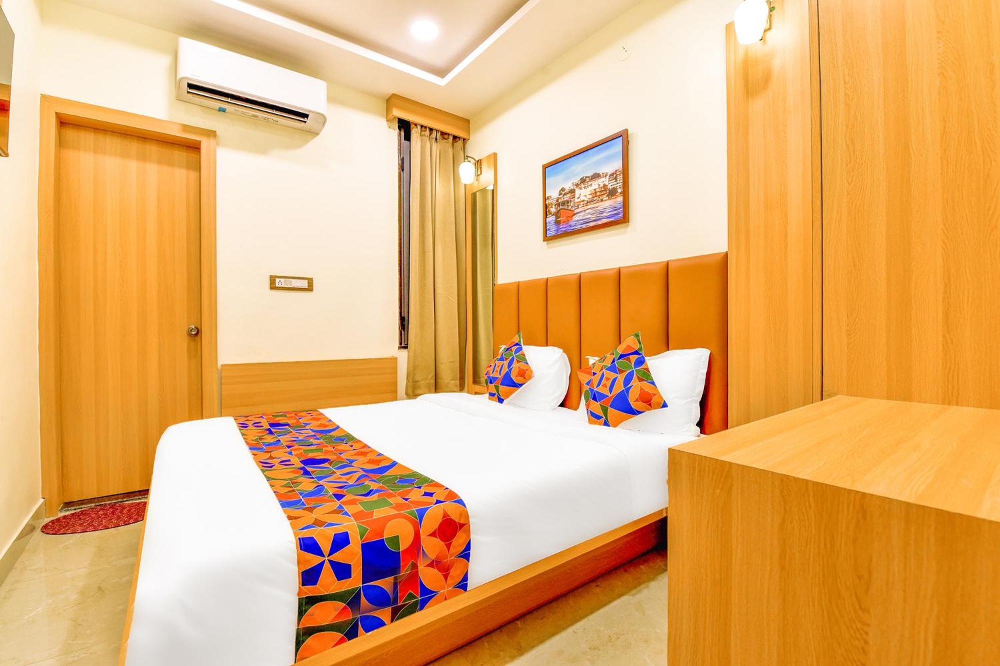 Hotel Fabexpress Mewar Shine à Udaipur Extérieur photo