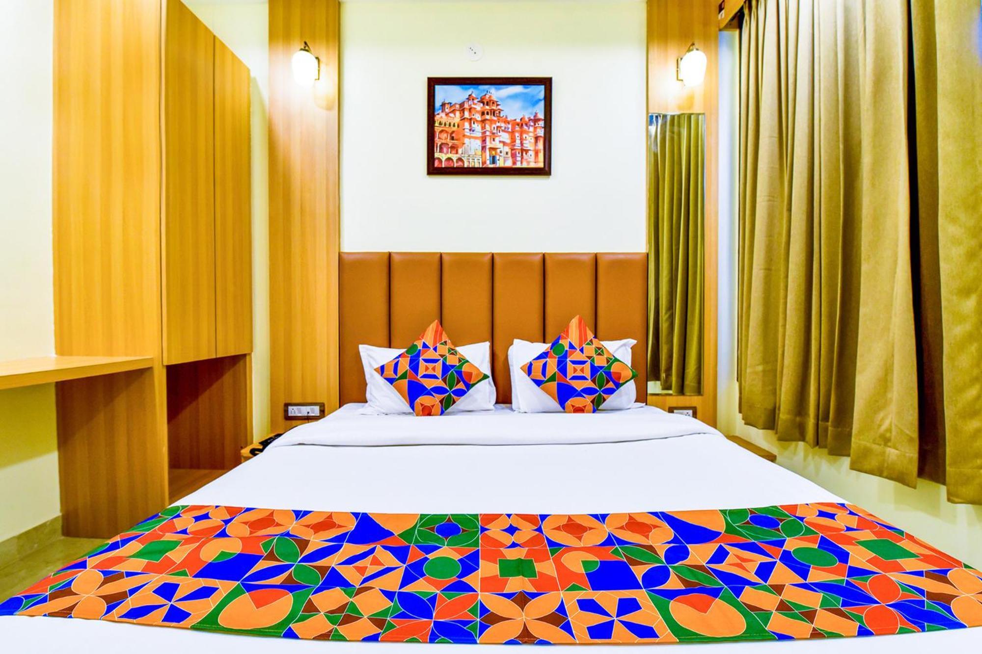Hotel Fabexpress Mewar Shine à Udaipur Extérieur photo