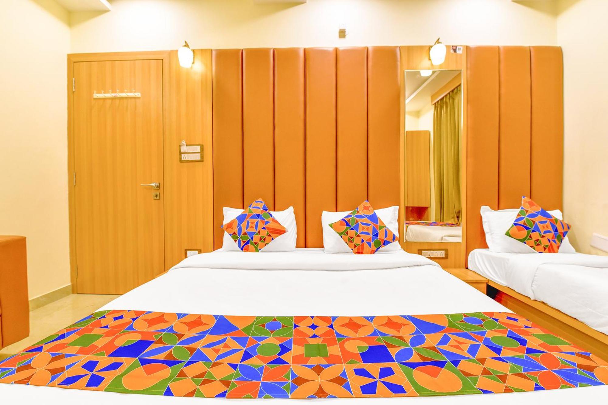 Hotel Fabexpress Mewar Shine à Udaipur Extérieur photo